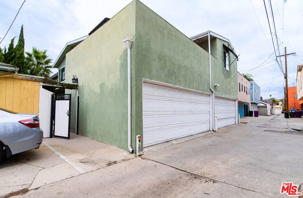 326 Hermosa Avenue 7, Long Beach, California 90802 home-pic-18